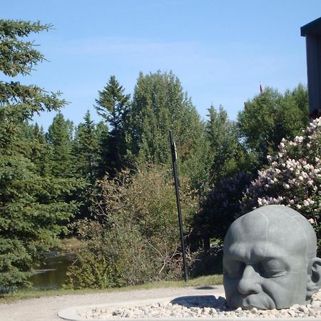 Apartment 406, Indigenous Artefacts Canmore Exterior foto